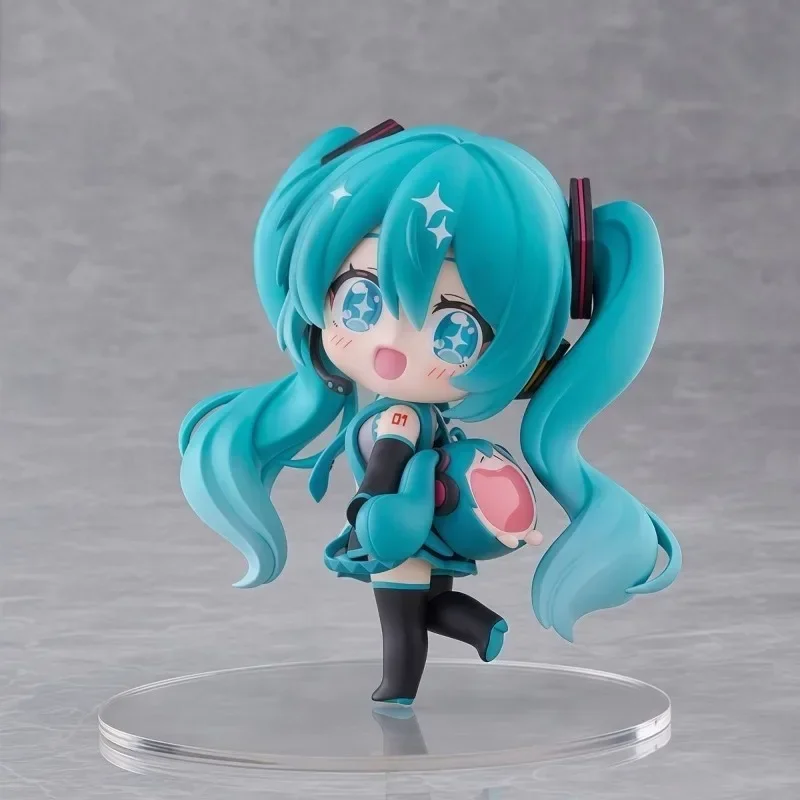 Figurka Chibi Hatsune Miku [Ul – Desk Setup With Tv recenzja i cena